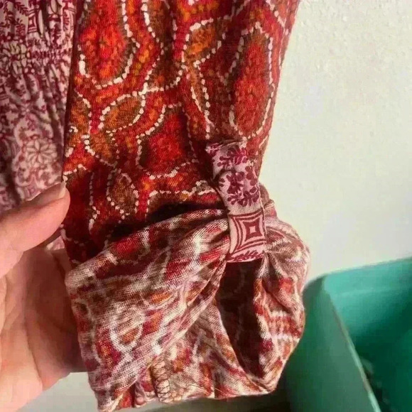 Anthropologie Akemi Kin Size S Humbolt Tunic Top Red Floral Boho Peasant Prairie - Picture 4 of 7